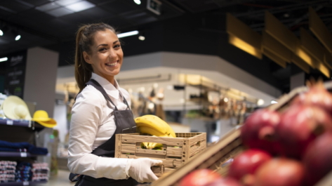 employe-commercial-min