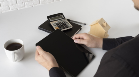 gestionnaire-de-paie-min