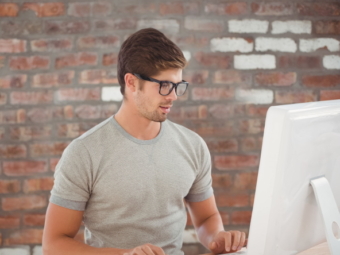 progresser-en-francais-min