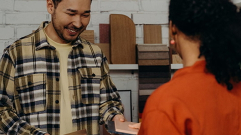 vendeur-conseil-en-magasin